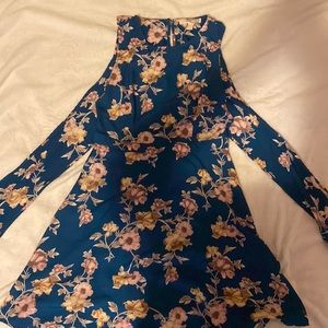 Forever 21 Floral dress with front tie around
